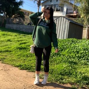 Meet your Posher, Eve